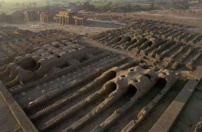 ramesseum-granaries.jpg
