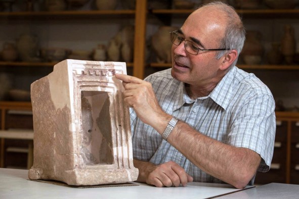 garfinkel_with_ancient_shrine