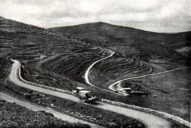 on-the-main-road-from-shechem-to-jerusalem-1913