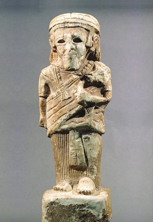 statue-of-ammonite-king