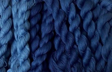 Indigo-Dye-Thread-Process-In-Keikos-House_2-1024x660.jpg